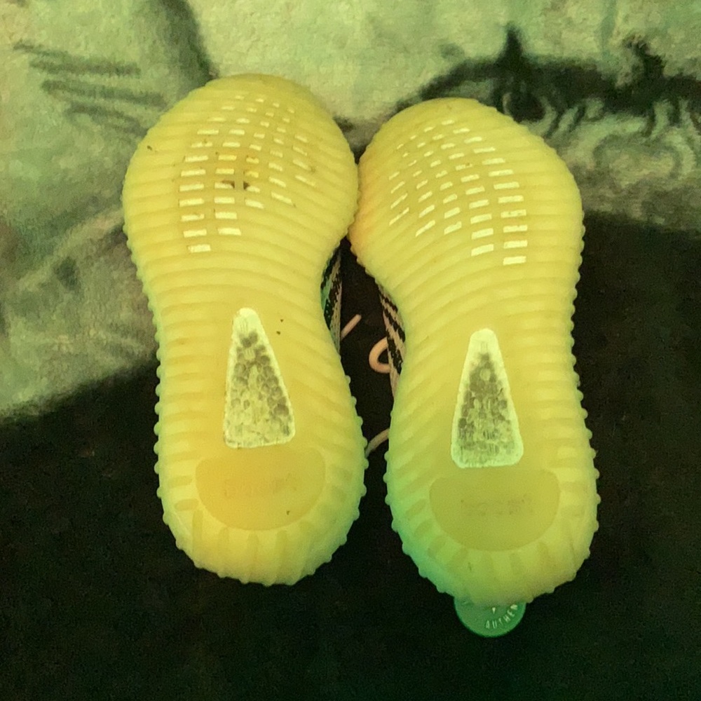 Yeezys - Picture 4 of 7